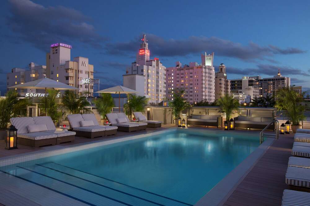 7 Rooftop Pools in Miami You Can Actually Get Into