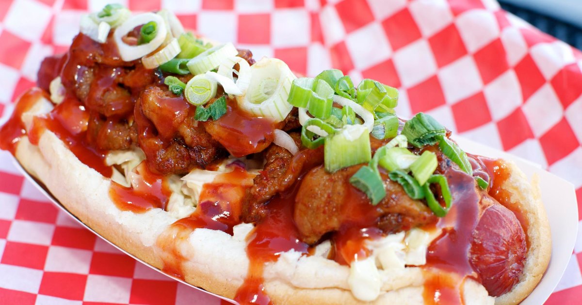 Buldogis Gourmet Hot Dogs: A Las Vegas, NV Restaurant.