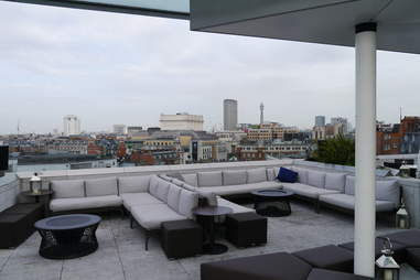 Rooftops thrillist London Rooftops You Need to Be Drinking on - Best London Rooftop Bars - Thrillist