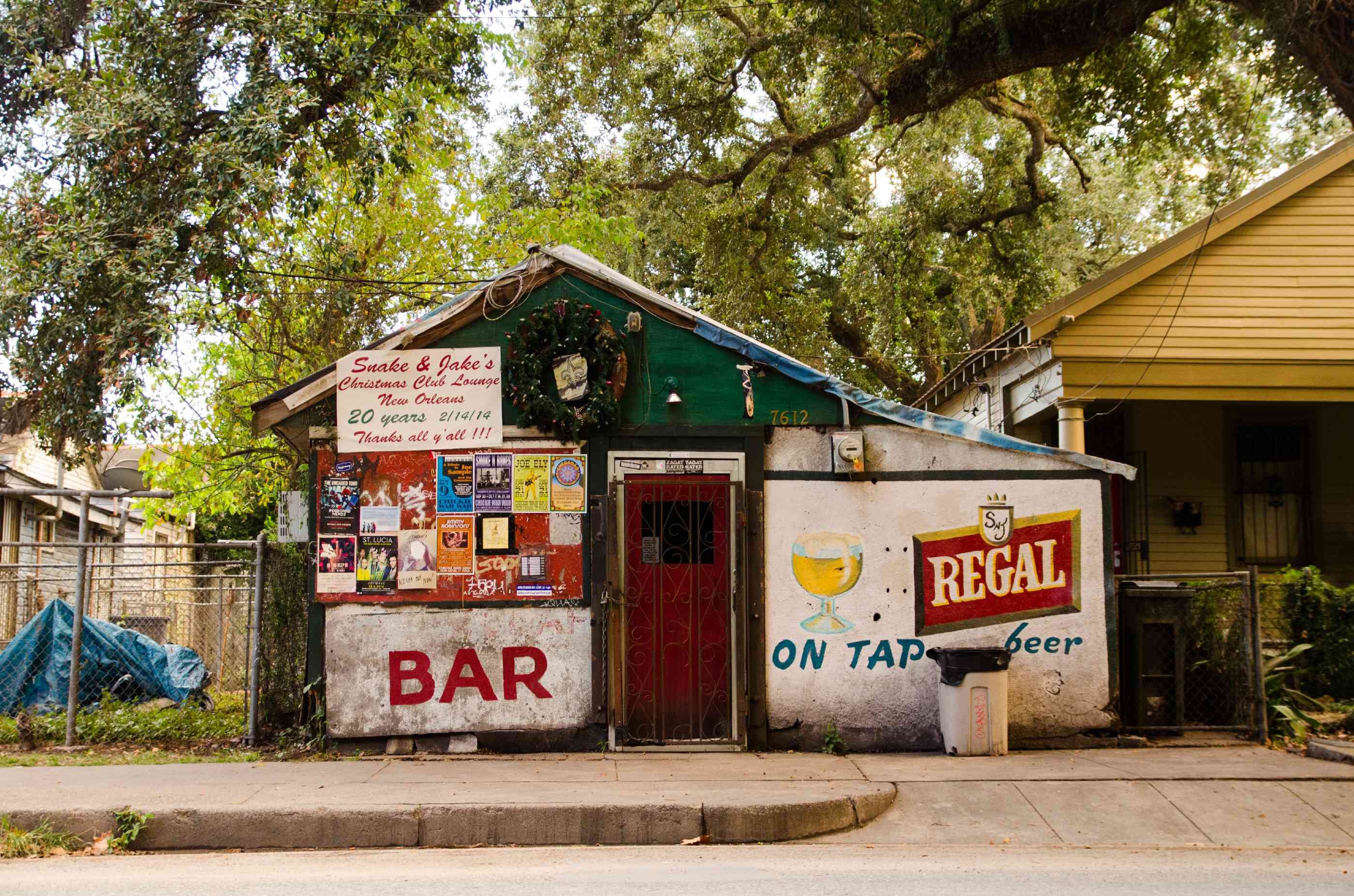 The 31 Greatest Bar Names in America - Featuring Jon Taffer - Thrillist