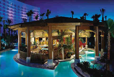 Swim-Up Bars In The US -- Harrah's, The Hilton, The Four ...