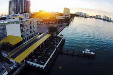 Shuckers Miami