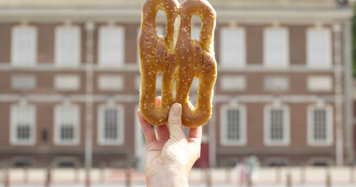 The Best Ways To Eat Pretzels in Philly Thrillist