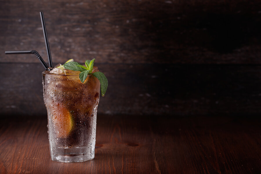 Why That Giant Ice Cube in Your Cocktail Is Really Important - Thrillist