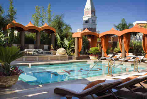 Best Topless Pools In Vegas 2015 - Tao Beach, Marquee 