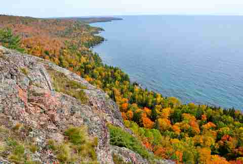  Best Hikes in Michigan on the Upper Peninsula - Thrillist