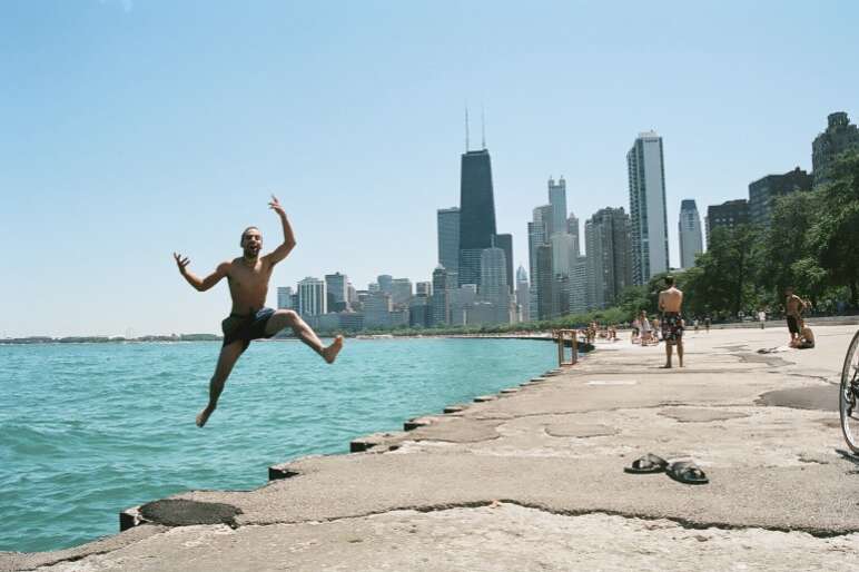 Chicago Beaches  Guide to Local Beaches on Lake Michigan