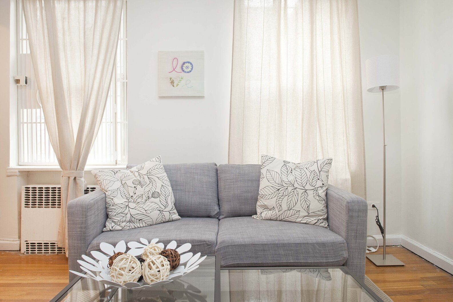 Fixing Up Your Apartment - 9 Tips to Fix Up Your Crappy Apartment ...