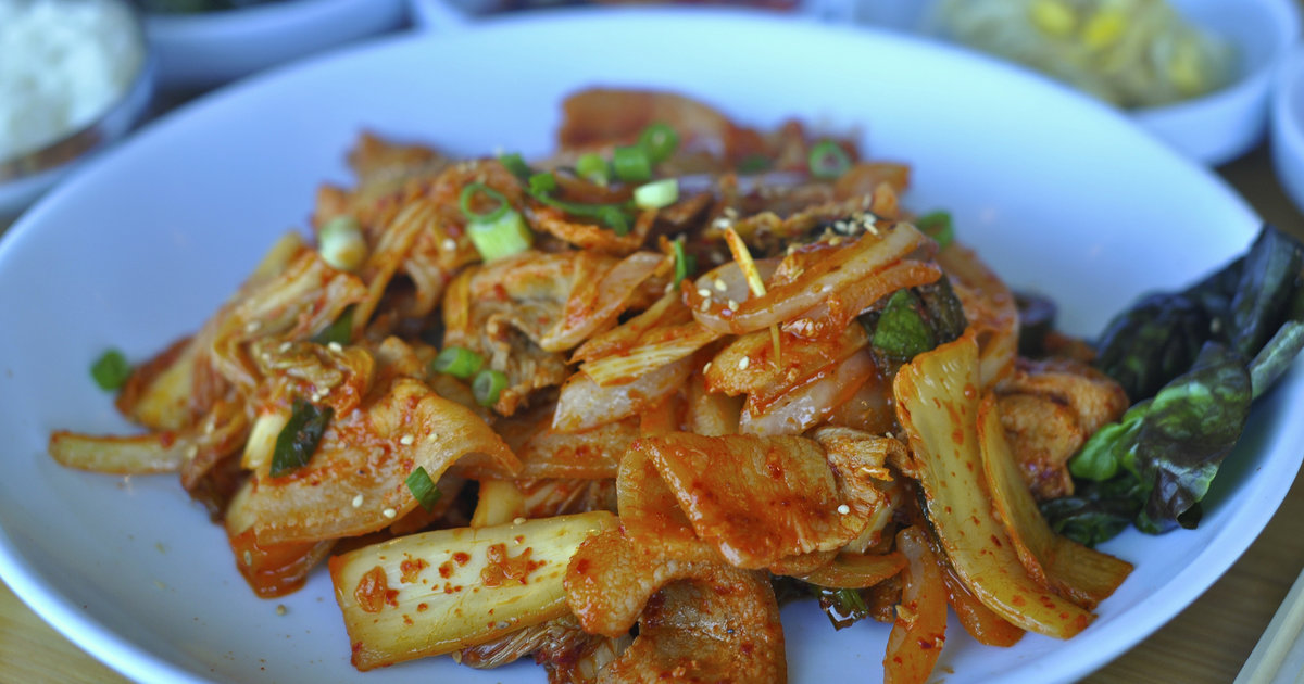 diet-secret-for-weight-loss-fermented-kimchi-thrillist