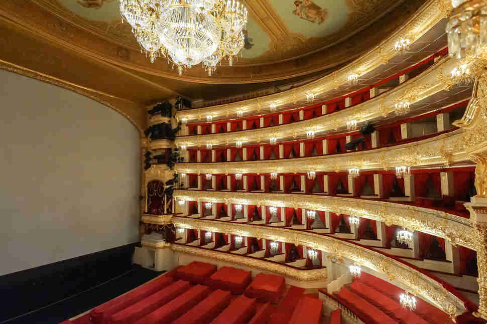 The 15 Most Stunning Theaters in the World