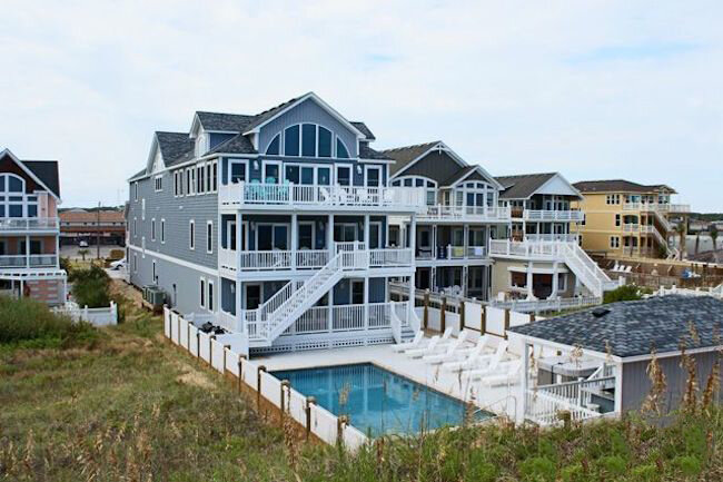 11 Luxury Beach Vacation Rentals Vrbo Airbnb Homeaway