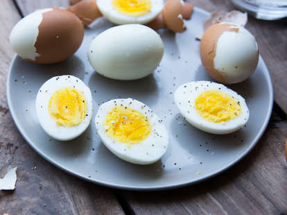 Hard Boiled Eggs -- Thrillist Recipes