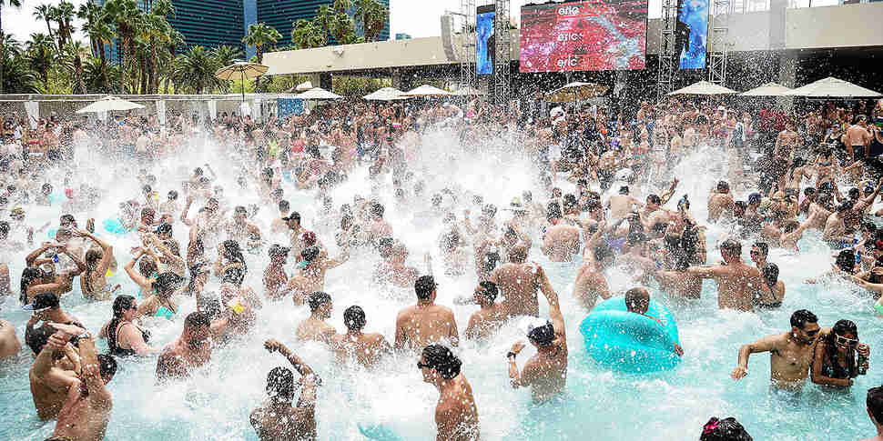 The Best Pool Parties In The Us Thrillist Best Pool