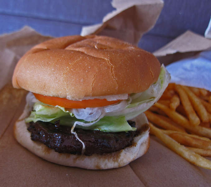 W&M Bar-B-Q Burgers: A Restaurant in Honolulu, HI - Thrillist