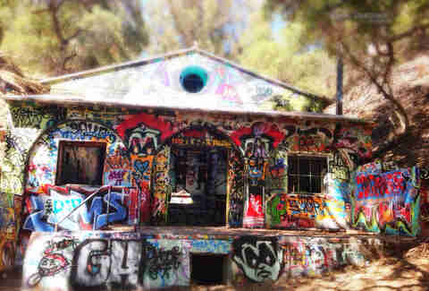 Most Insane Abandoned Places In California Right Now