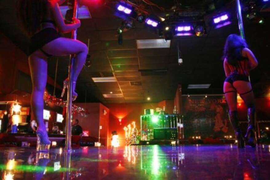 Tycoons Gentlemans Entertainment - Detroit Strip Club Guide