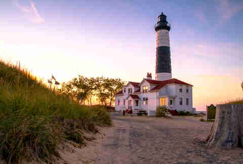 Best Michigan Beach Towns, Ranked - Thrillist