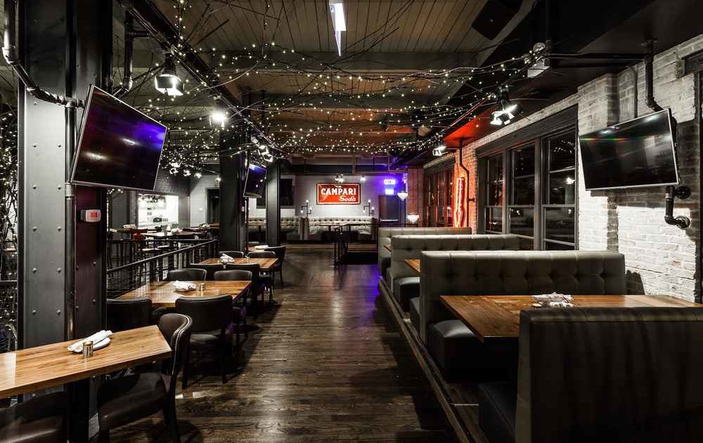 Bar Siena A Chicago, IL Bar.