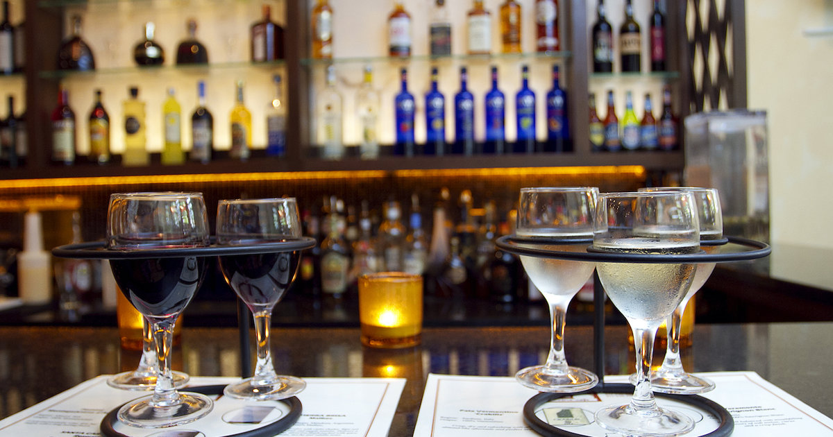 The 10 Best Wine Bars in Boston Thrillist
