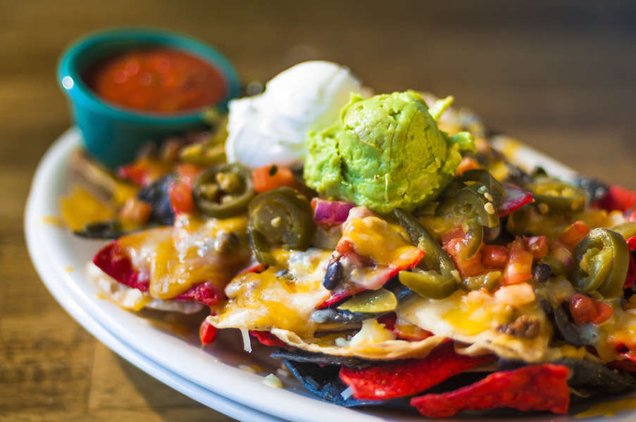 The 12 Best Nachos in Los Angeles - Thrillist