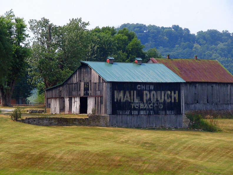 a barn in a field