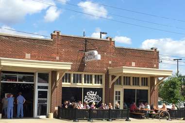 The Best Lunch Spot in Every Louisville Neighborhood - Thrillist