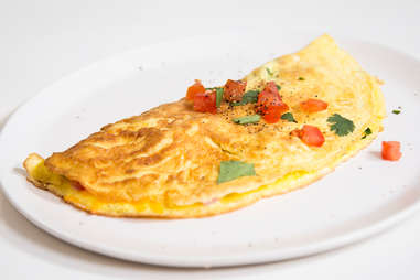 How to make a perfect American omelet — Thrillist Recipes