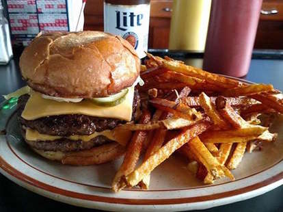 Stevenson's Bar & Grill: A Restaurant in Cleveland, OH - Thrillist