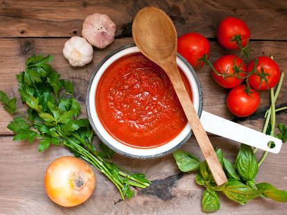Tomato Sauce for Pasta -- Thrillist Recipes