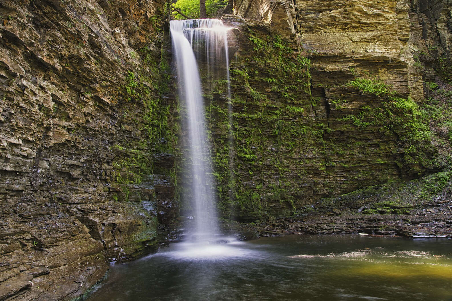 Every New York Waterfall You Need to See in Person - Thrillist