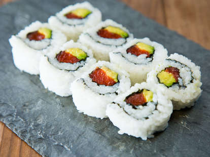 How to roll sushi