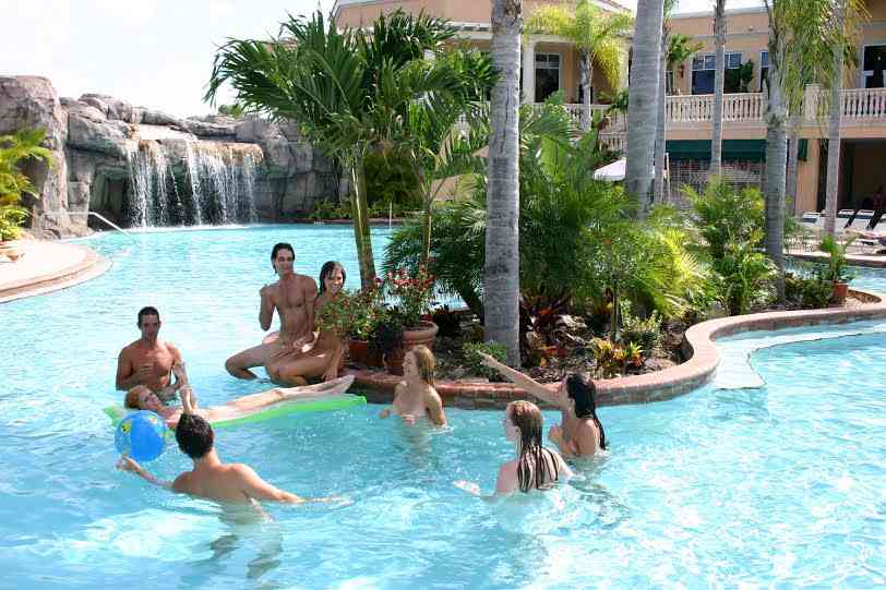 Swinger Nudists Resorts Viios - The 9 Best Nude Resorts in America [With Photos] - Thrillist