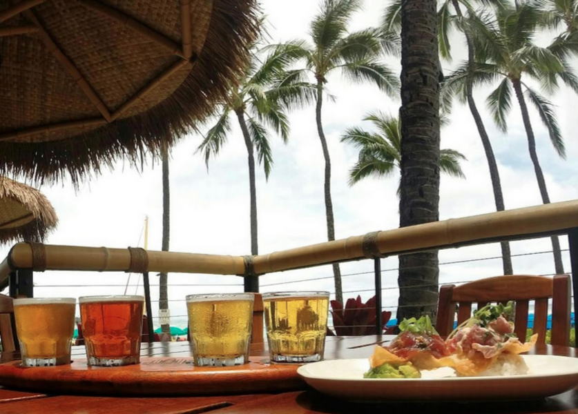 Duke's Barefoot Bar A Bar in Waikiki Beach, HI Thrillist