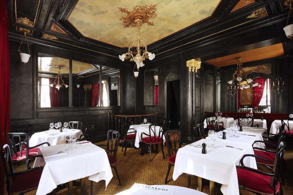 These 12 Paris Restaurants Are the Oldest in the City