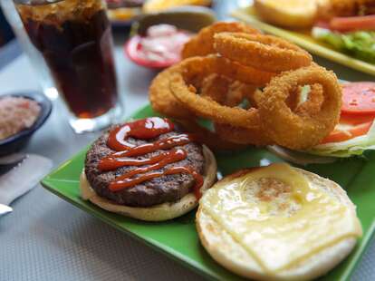 Burger at Kellogg's Diner