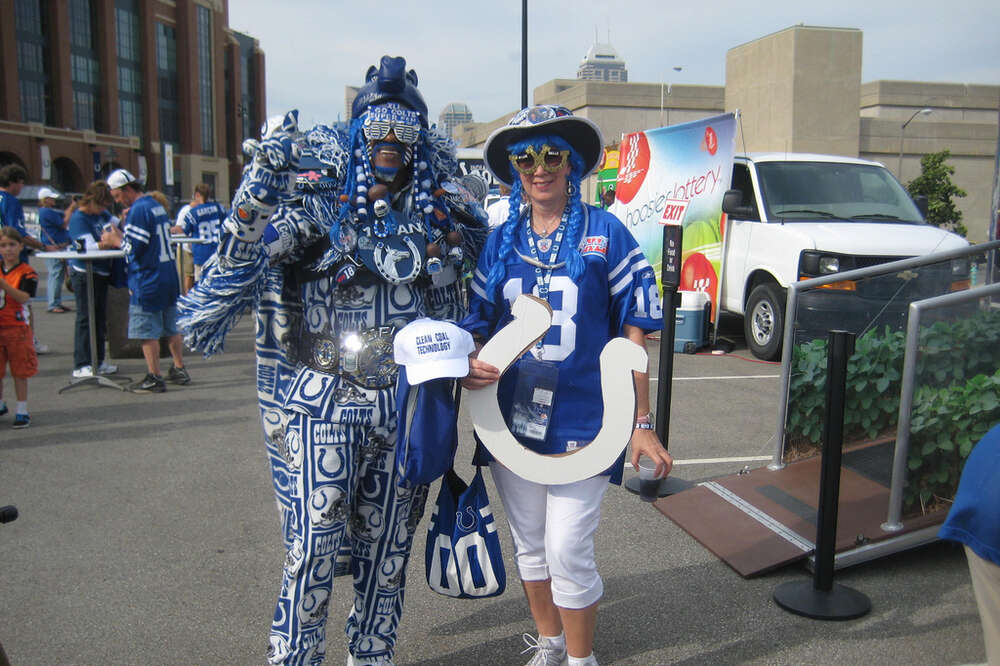 I Hate The Titans - Indianapolis Colts Shirt - Box Ver - Beef Shirts