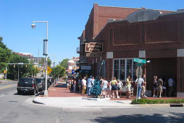 Nashville Transplants vs Locals - Thrillist Nashville Transplants vs Locals - Thrillist