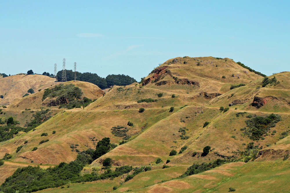 Popular Fremont Hiking Spot for Selfies Prompts Parking Lot on Sacred Land, East Bay Express