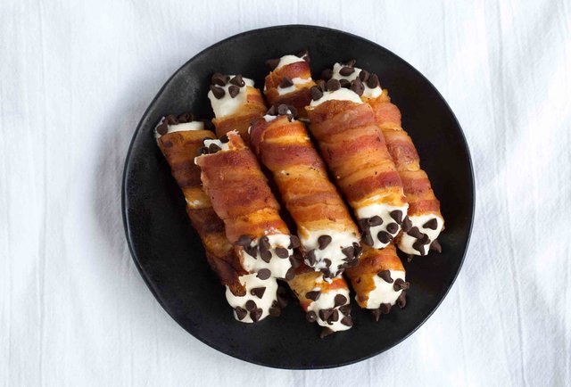 Bacon Cannoli