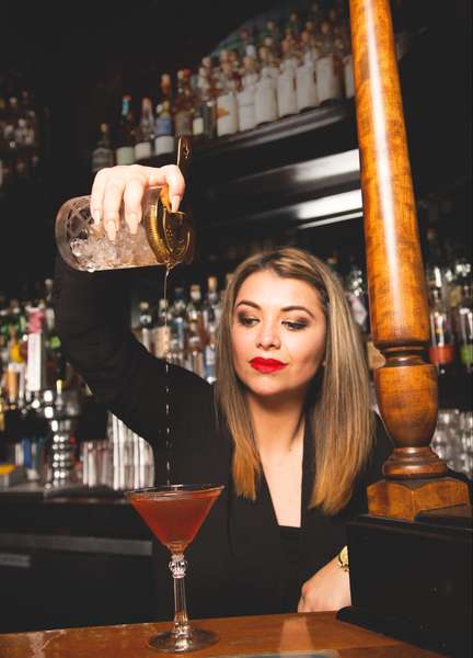The Female Bartenders You Need to Know About - Thrillist