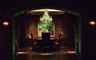 Vintage Cave Honolulu