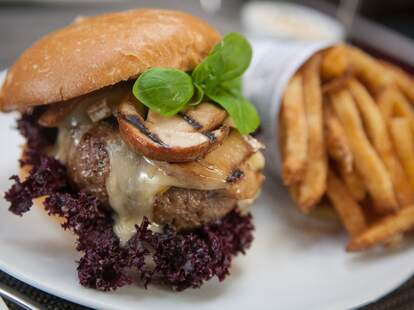Toronto Food Bucket List 50 Things To Eat Before You Die Thrillist