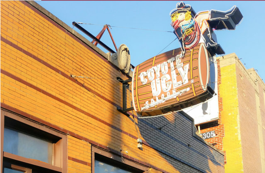 Coyote Ugly Saloon: A Bar in Memphis, TN - Thrillist