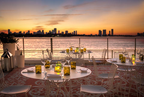 miami beautiful bars most beach restaurants south restaurant mondrian savina la happy cafe dining pop hour grill thrillist brickell bayside