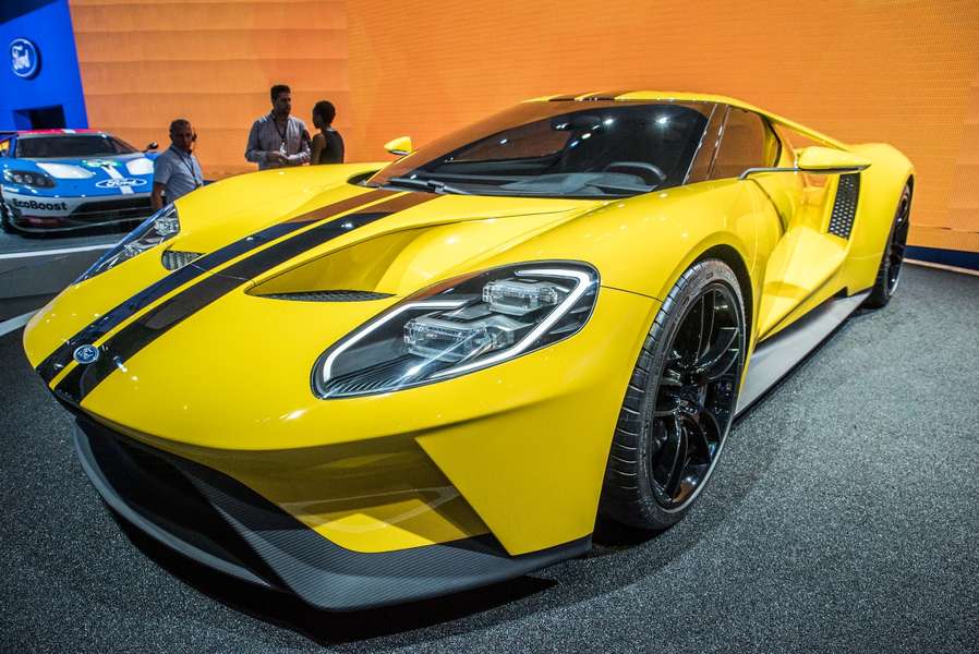 The Coolest Cars at This Year's LA International Auto Show - 2016