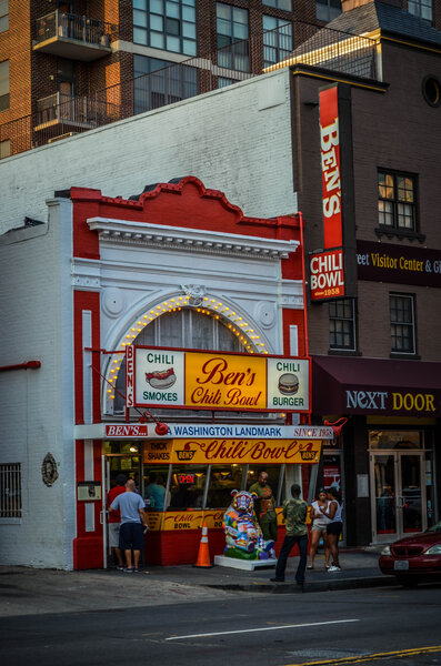 Ben's Chili Bowl Is DC's Most Important Restaurant. Here's Why. - Thrillist