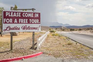 Sheri's Ranch: A Look Inside a Nevada Brothel (PHOTOS) - Thrillist