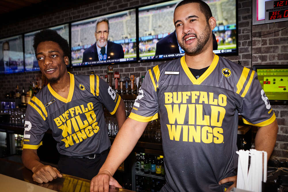 Buffalo wild wings store jersey