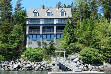 Maine mansion