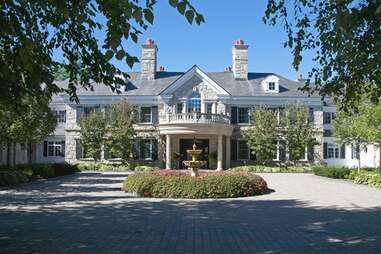 New Hampshire mansion